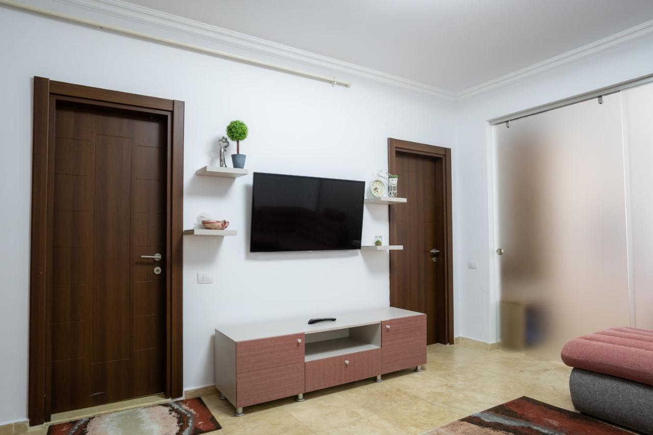 Lake Apartments Solid Mamaia Exterior photo